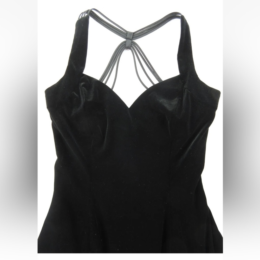Betsy & Adam By Linda Bernell Black velvet fit & flare party/formal dress. NWT! - Picture 3 of 13